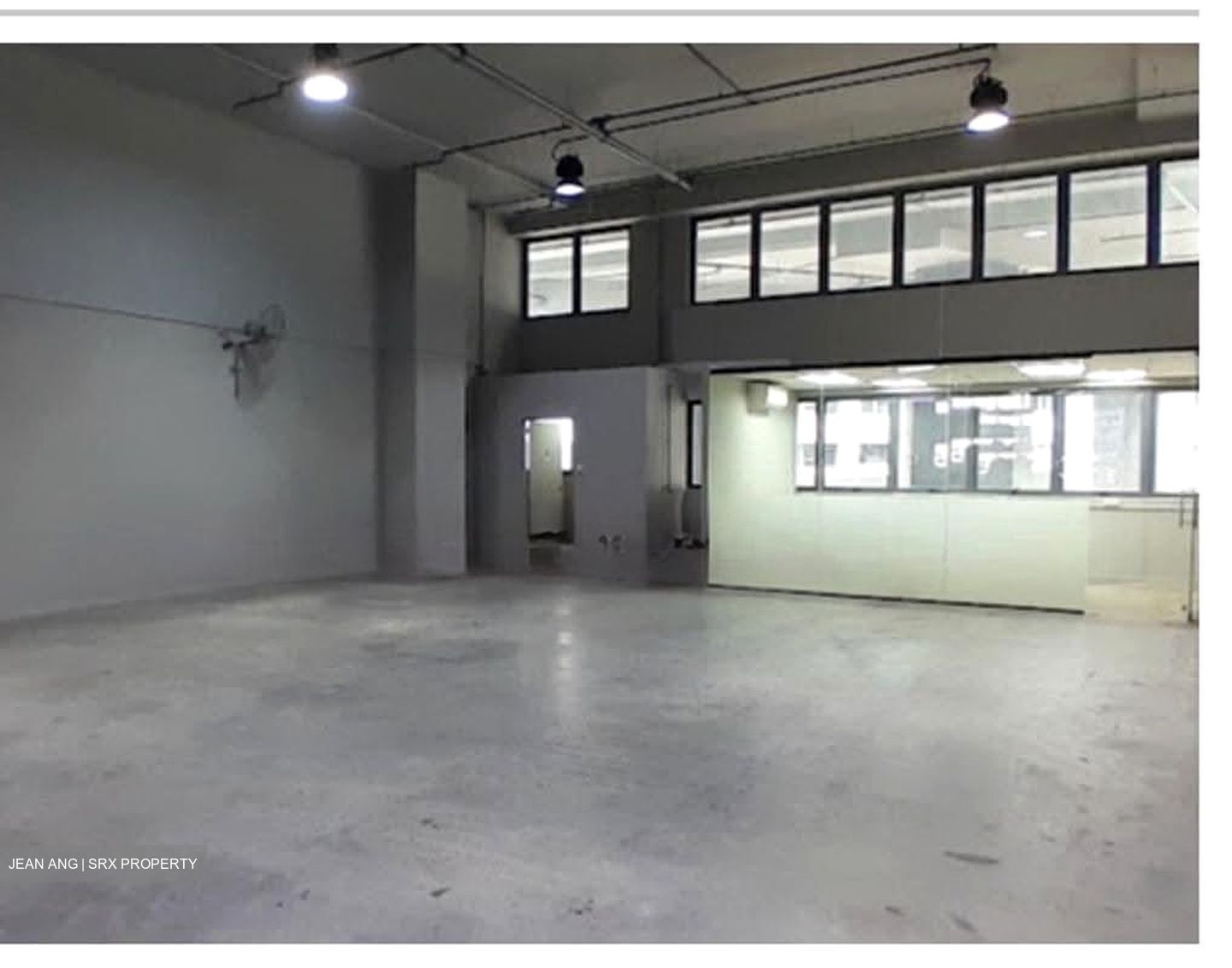 Carros Centre (D25), Factory #622048971